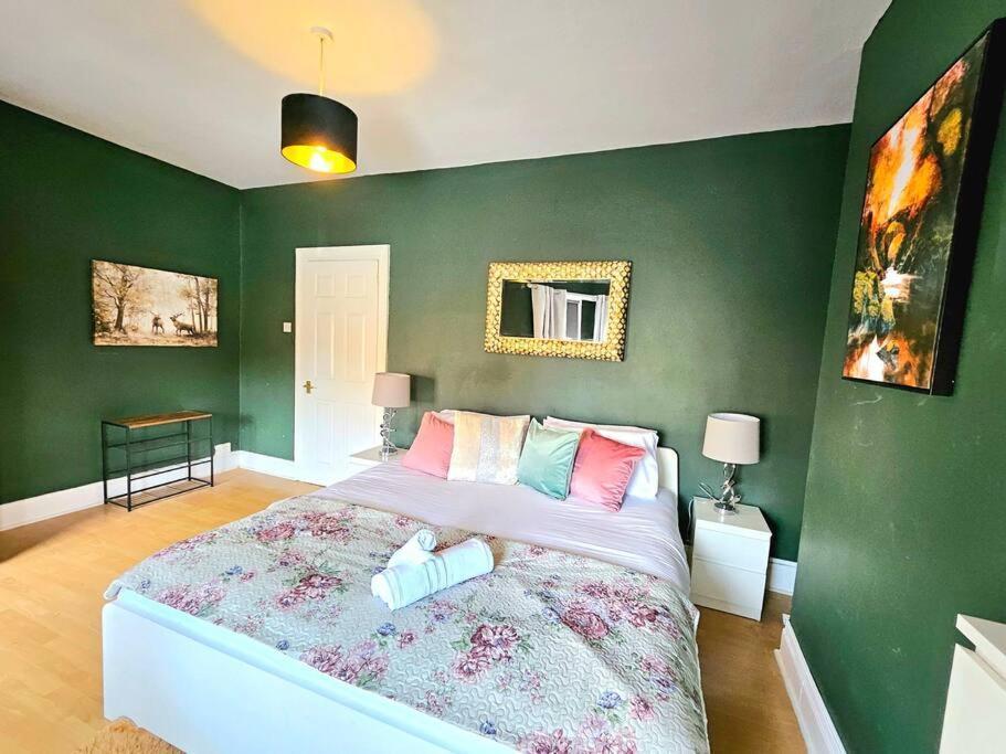 Apartment Splendid By Sensational Short Lets & Serviced At Manor Street *